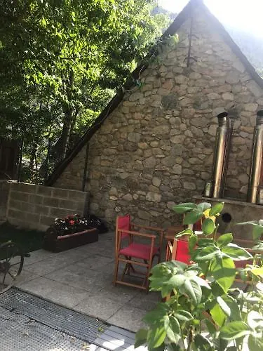 萨乌斯酒店 *