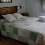 Saueth Hotel *