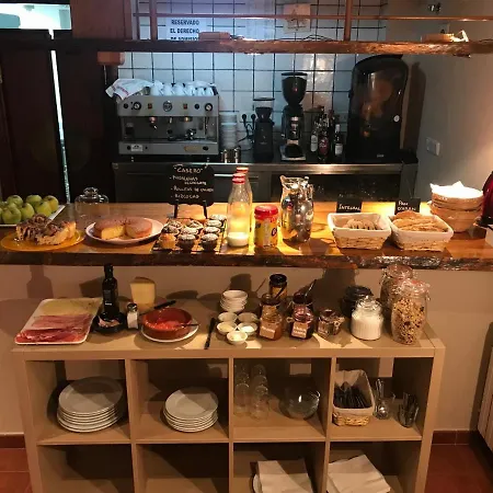 酒店 萨乌斯酒店 *