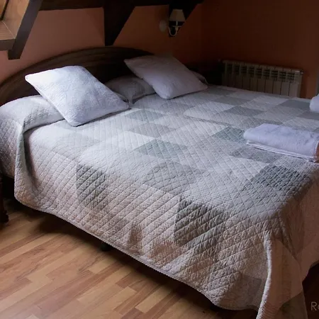 Saueth Szálloda *
