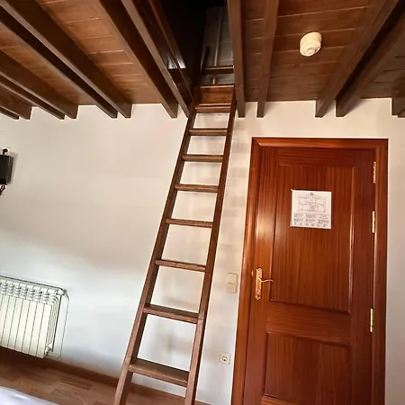 Saueth Szálloda *